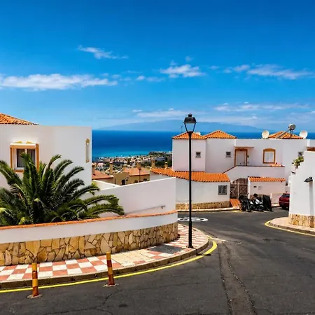 Enchanting Suite, Tenerife Panoramic View Apartment *